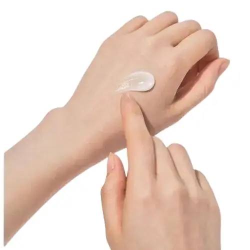 Round Lab 1025 Dokdo Eye Cream, crème yeux à l'acide hyaluronique qui illumine et lisse les ridules