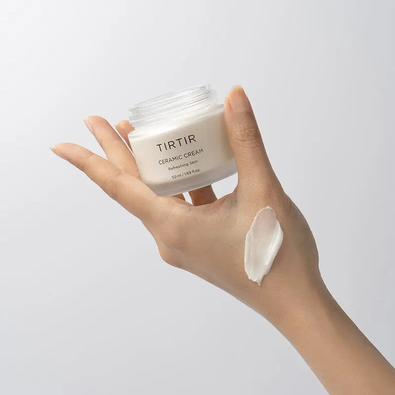 TIR TIR Ceramic Cream, soin nourrissant qui adoucit la peau et minimise les pores