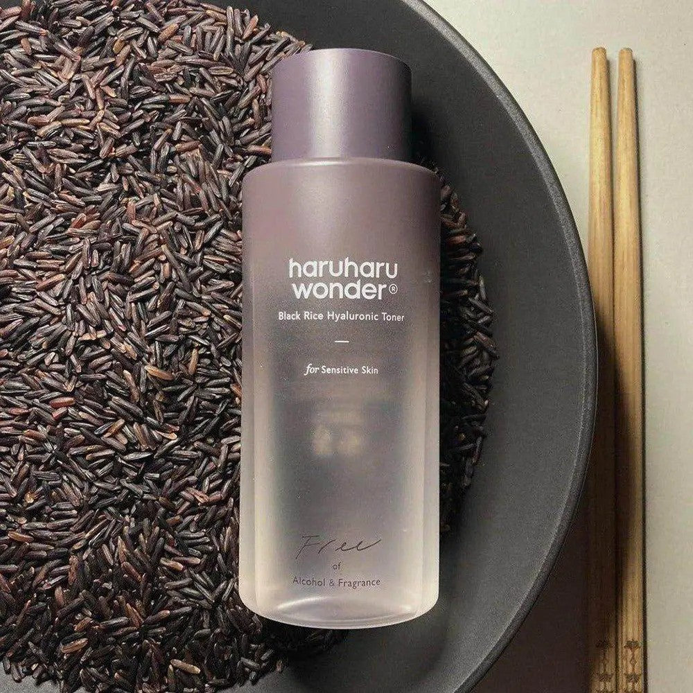 Haruharu Wonder Black Rice Hyaluronic Toner, lotion à l'acide hyaluronique pour peau sensible