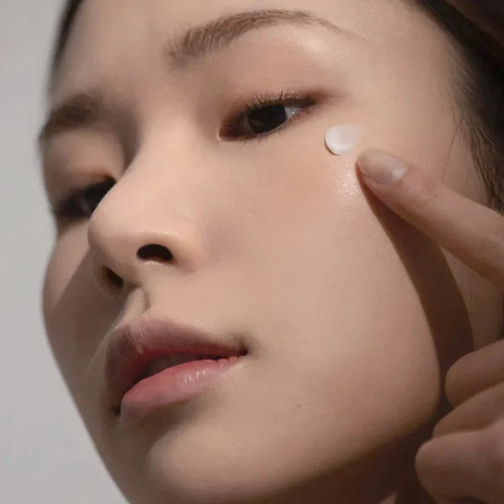 Haruharu Wonder Black Rice Bakuchiol Eye Cream, contour des yeux illuminant pour toutes les peaux