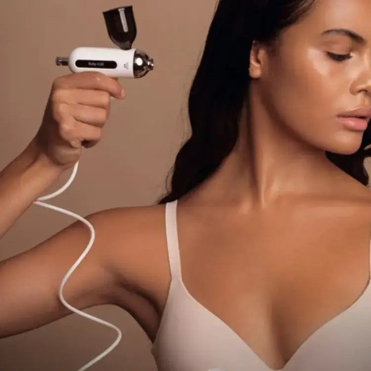 Soin anti-âge liftant en institut, technique Kobido et cellules souches végétales raffermissantes