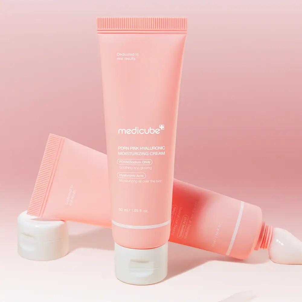 Crème Medicube PDRN Pink à la niacinamide 2%, uniformise le teint et hydrate la peau mature