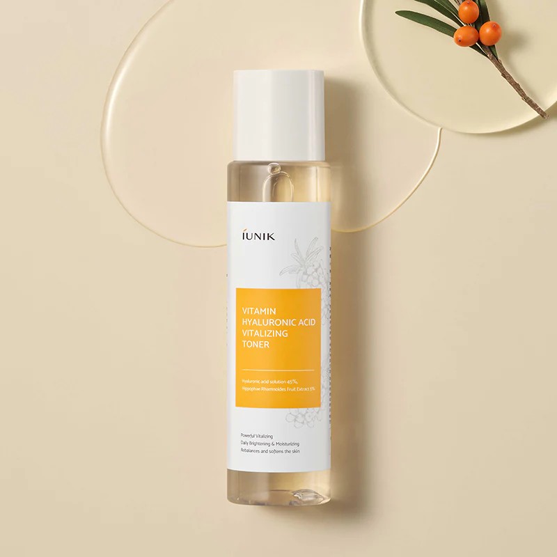 IUNIK Vitamin Hyaluronic Acid Toner, soin visage qui améliore la texture pour peau déshydratée