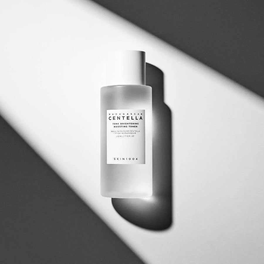 SKIN1004 Brightening Boosting Toner, lotion hydratante et apaisante tous types de peau