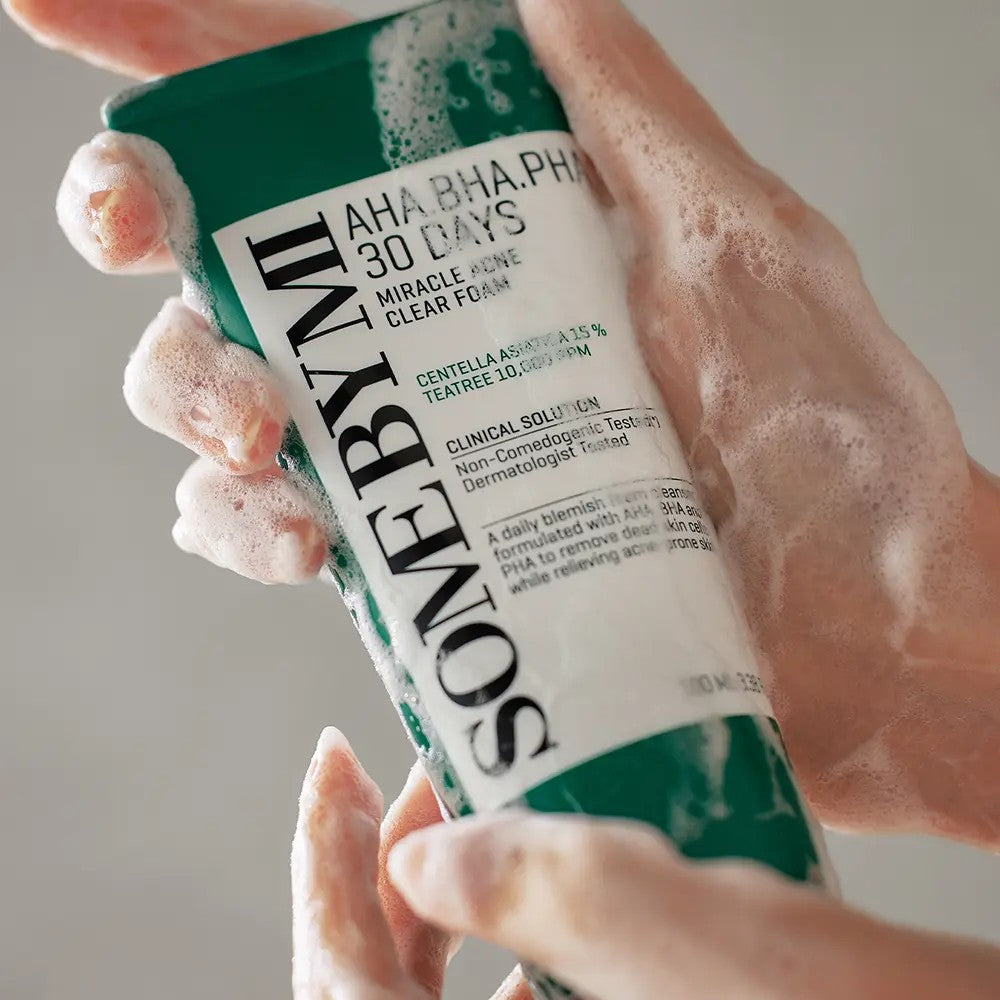Some by Mi 30 Days Miracle Foam, nettoyant visage aux AHA BHA PHA pour peau acneique