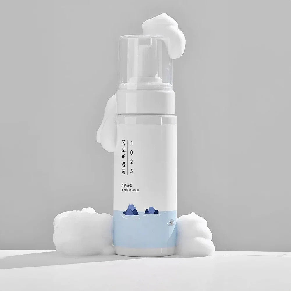 Round Lab Dokdo Bubble Foam, mousse nettoyante à l'acide hyaluronique hydratante pour peau mixte